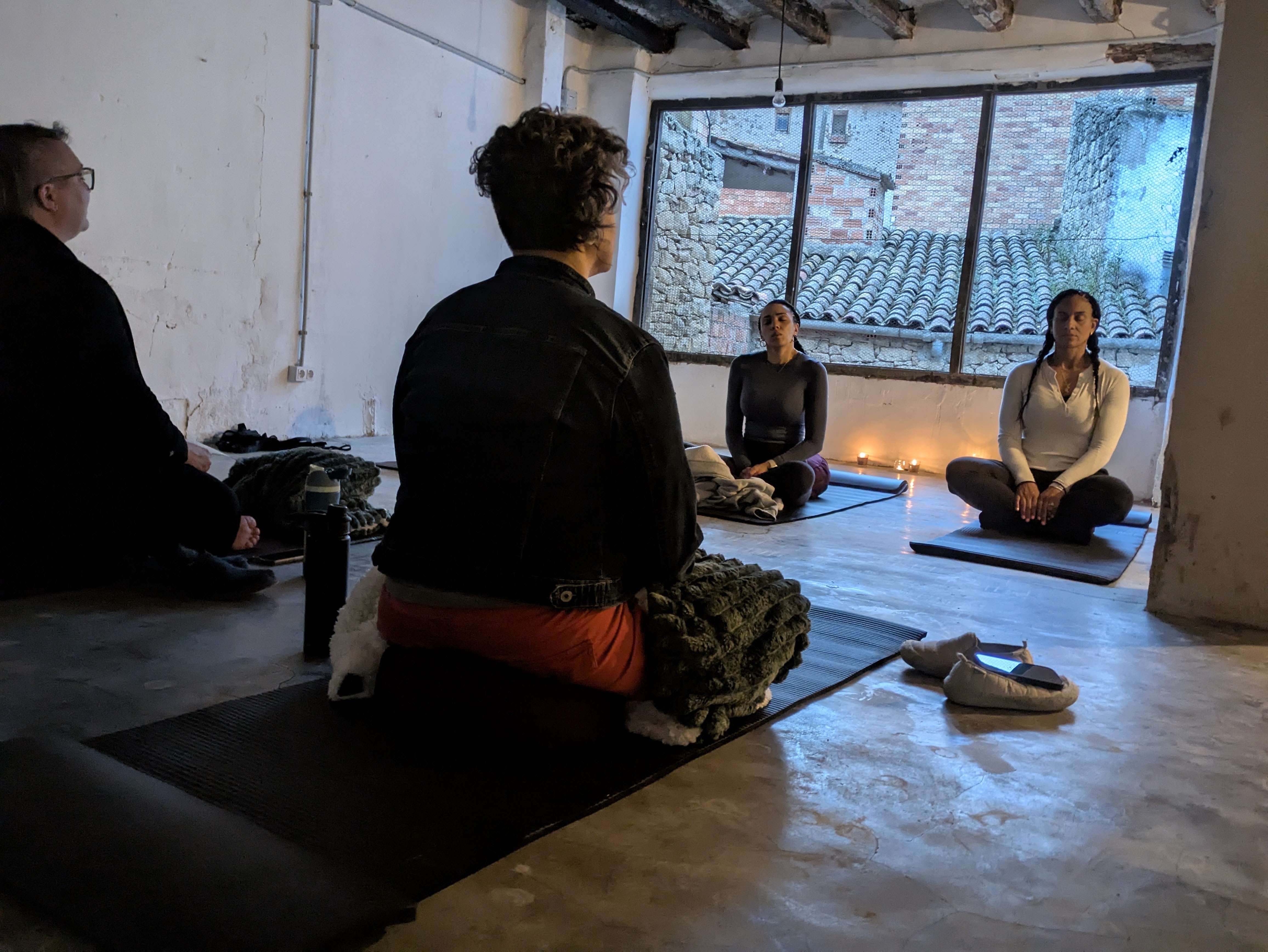 guided meditation at l'Artesania