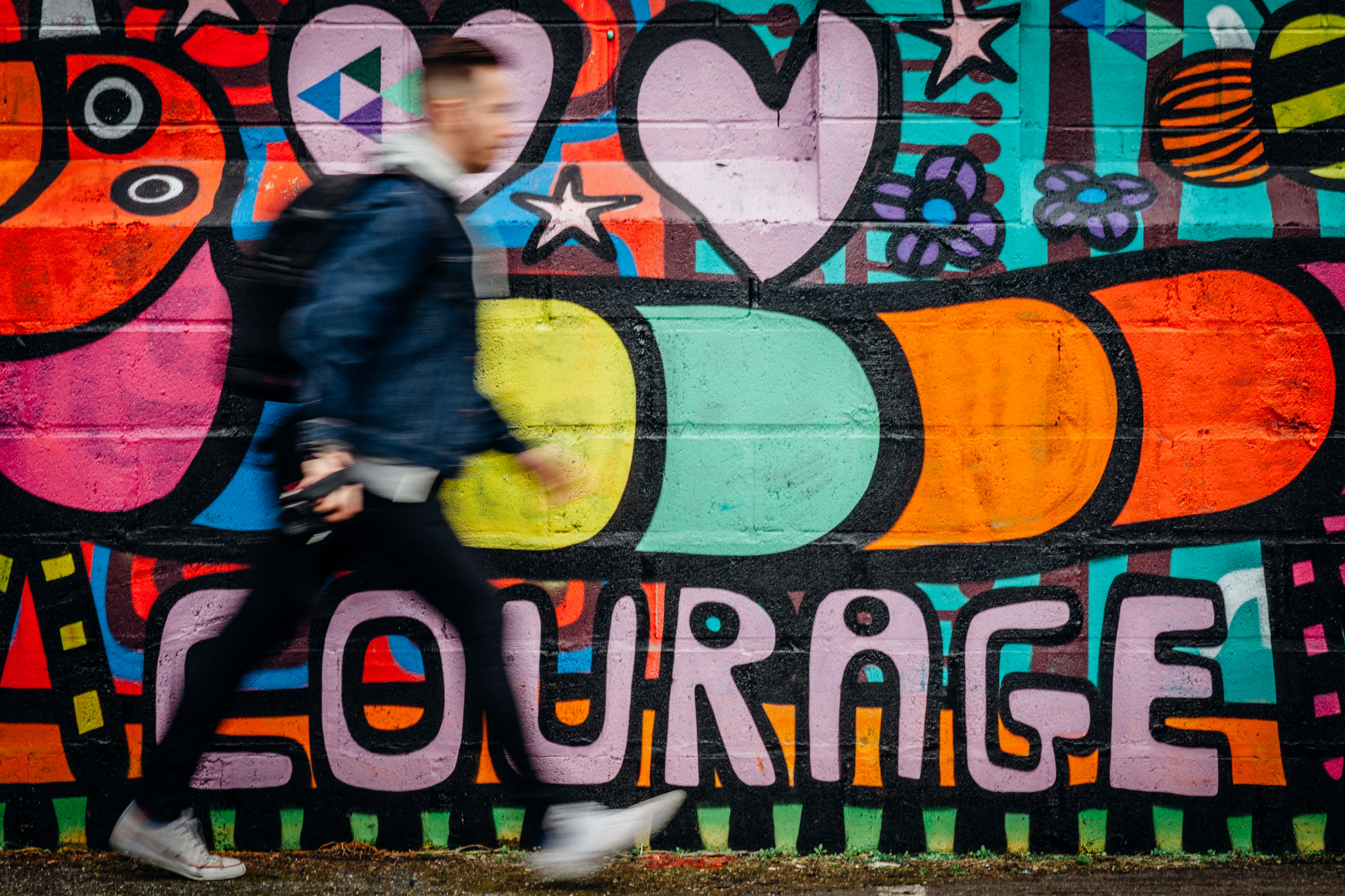oliver-cole-0hQATQI7F7Q-unsplash